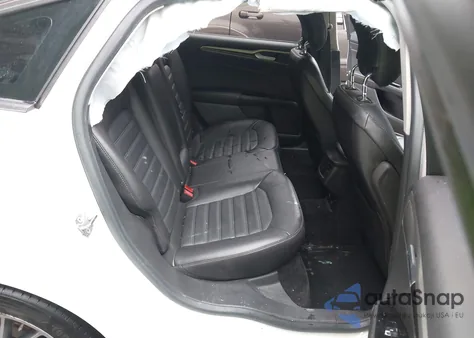 2013 Ford Fusion Hybrid Se from USA, damaged, VIN 3FA6P0LU1DR188415